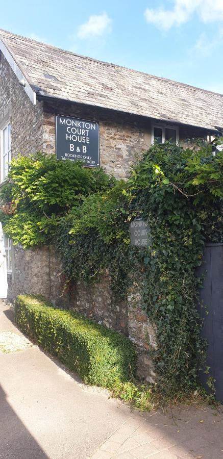Couette-café Monkton Court House Honiton